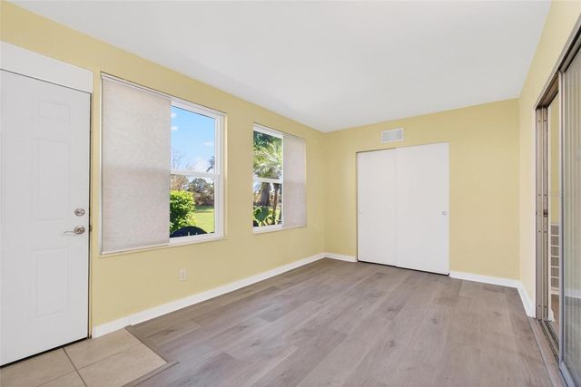 2466 ECUADORIAN WAY 20, Clearwater, FL 33763