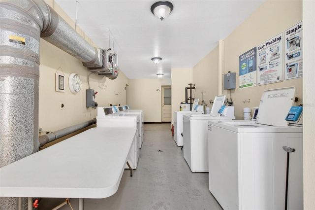 2466 ECUADORIAN WAY 20, Clearwater, FL 33763