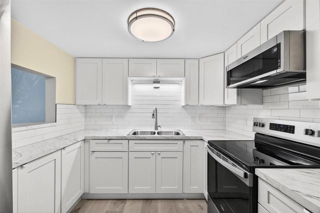 2466 ECUADORIAN WAY 20, Clearwater, FL 33763