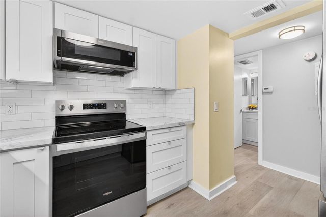 2466 ECUADORIAN WAY 20, Clearwater, FL 33763