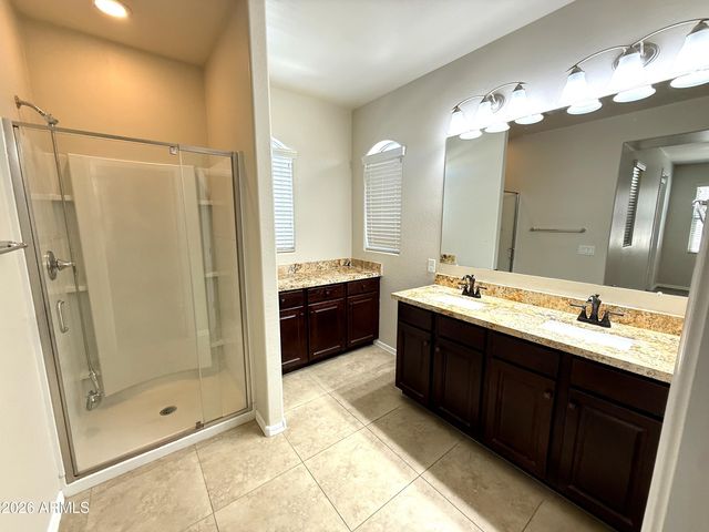 9237 W COOLBROOK Avenue, Peoria, AZ 85382