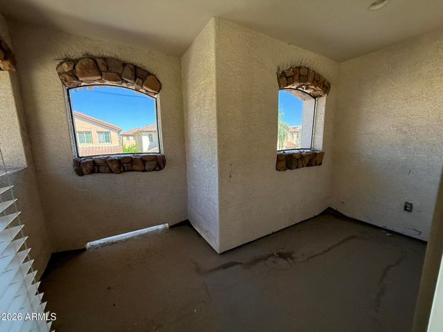 9237 W COOLBROOK Avenue, Peoria, AZ 85382