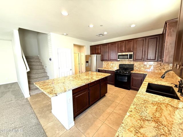 9237 W COOLBROOK Avenue, Peoria, AZ 85382