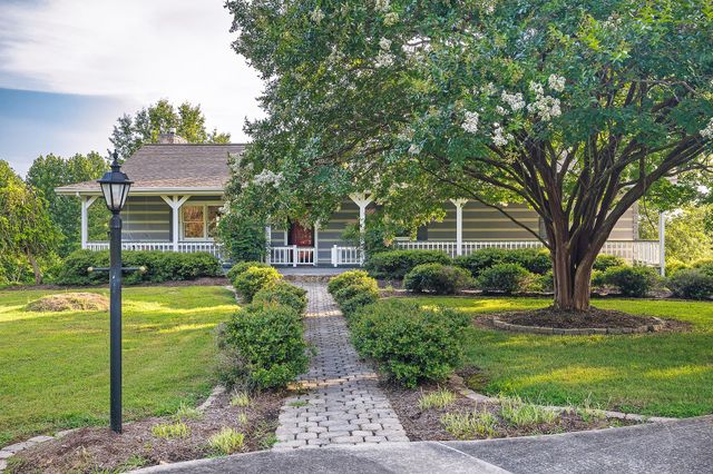 11720 Fox Hill Rd, Baxter, TN 38544