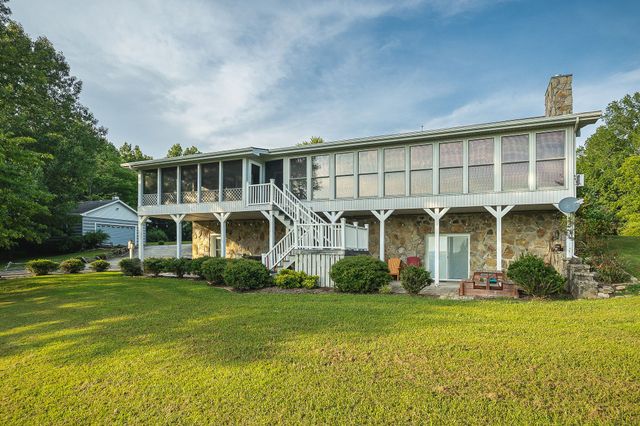 11720 Fox Hill Rd, Baxter, TN 38544