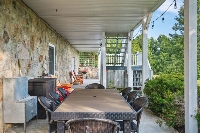11720 Fox Hill Rd, Baxter, TN 38544