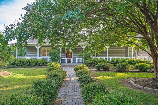 11720 Fox Hill Rd, Baxter, TN 38544