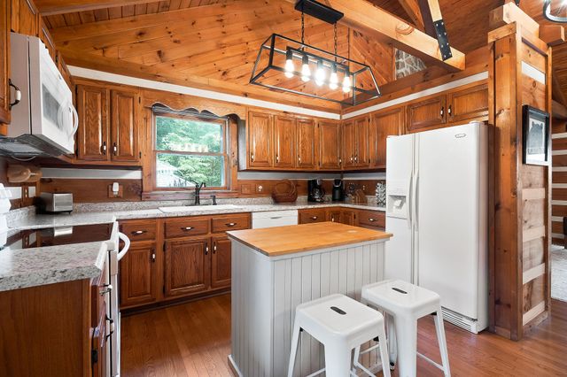 11720 Fox Hill Rd, Baxter, TN 38544