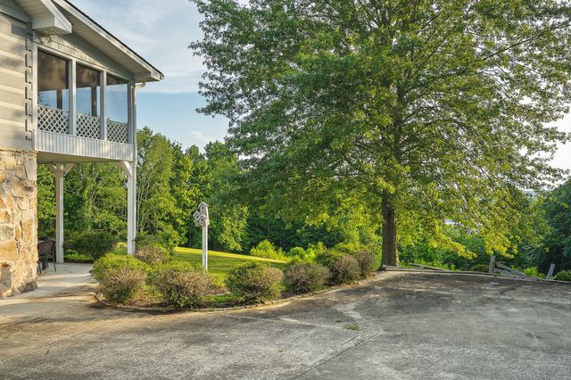 11720 Fox Hill Rd, Baxter, TN 38544