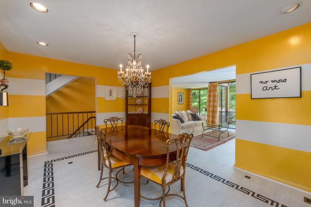 13 HAMPSHIRE WOODS CT, Towson, MD 21204