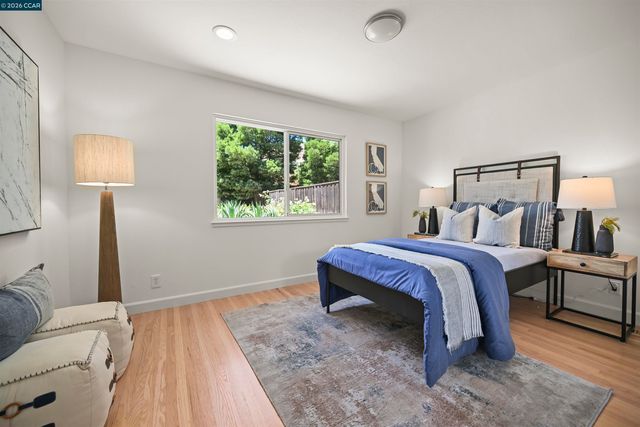 3165 Padre St, Lafayette, CA 94549