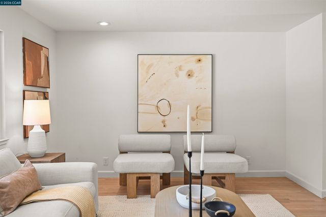 3165 Padre St, Lafayette, CA 94549