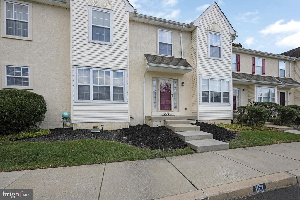 302 ALLENS LN, MULLICA HILL, NJ 08062 — photo 3