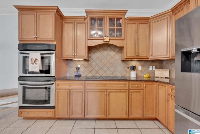 4882 CRYSTAL CIRCLE, Hoover, AL 35226