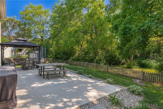 2380 W Girard Lane, Troy, OH 45373