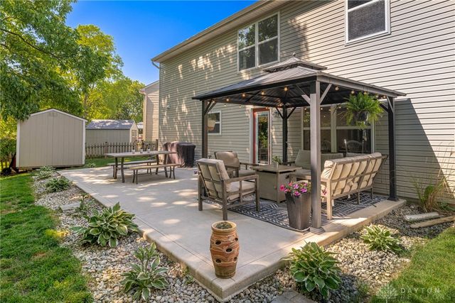 2380 W Girard Lane, Troy, OH 45373