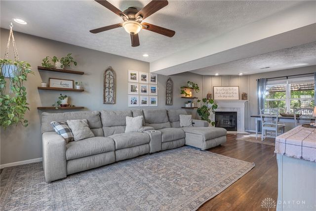 2380 W Girard Lane, Troy, OH 45373