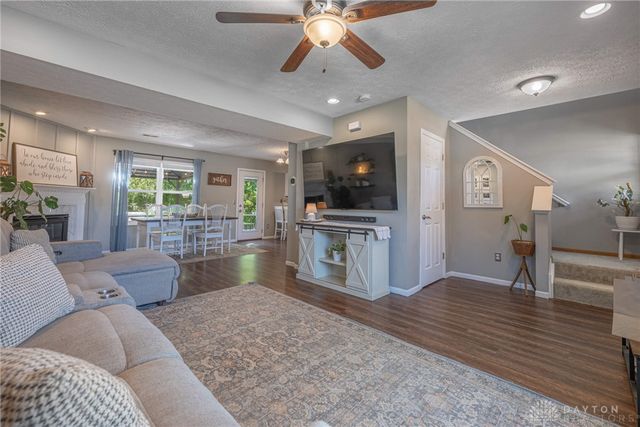 2380 W Girard Lane, Troy, OH 45373