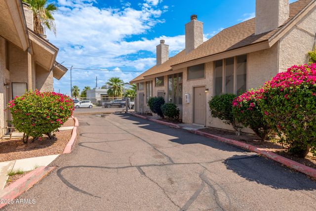 4240 N LONGVIEW Avenue 16, Phoenix, AZ 85014