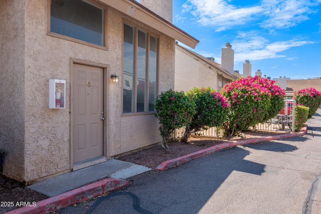 4240 N LONGVIEW Avenue 16, Phoenix, AZ 85014