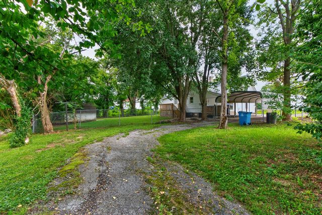 1466 Harrodsburg Road, Lawrenceburg, KY 40342