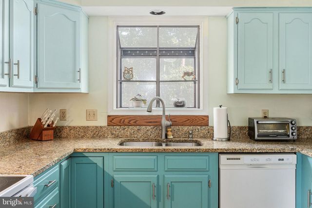 303 LIMESTONE LN, Locust Grove, VA 22508