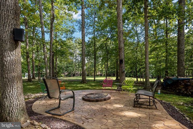 303 LIMESTONE LN, Locust Grove, VA 22508