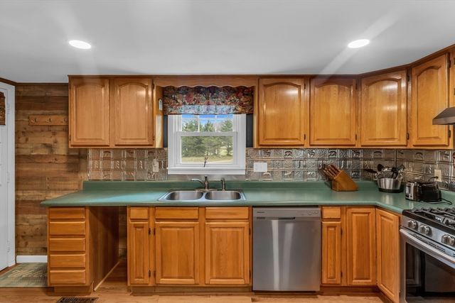 261 Little Rest Road, Warren, MA 01010