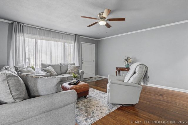 4322 E 4th Place, Tulsa, OK 74112