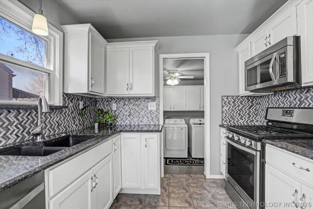 4322 E 4th Place, Tulsa, OK 74112