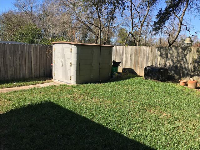 10802 Heatherford Drive, Houston, TX 77041