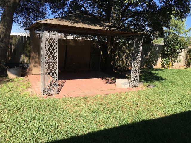 10802 Heatherford Drive, Houston, TX 77041