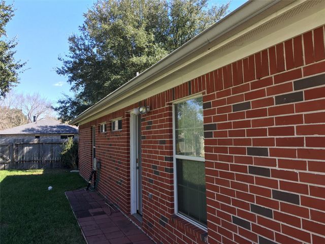 10802 Heatherford Drive, Houston, TX 77041