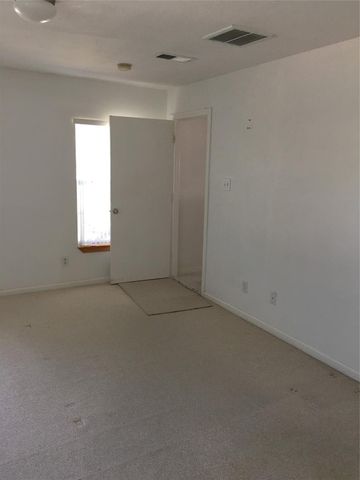 10802 Heatherford Drive, Houston, TX 77041