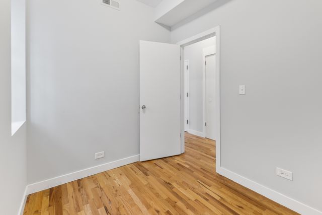 7456 N Greenview Avenue 3C, Chicago, IL 60626