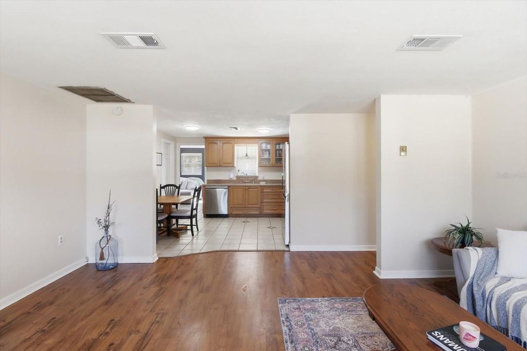 Image 12 of property listing at 455 S CAMELLIA AVENUE, Crystal River, FL 34429