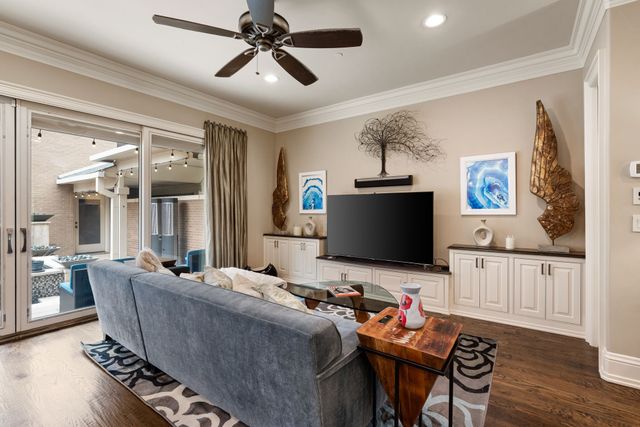 1532 Main Street, Southlake, TX 76092