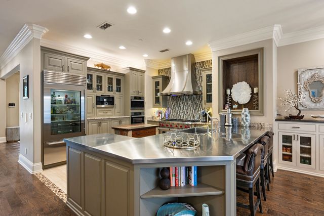 1532 Main Street, Southlake, TX 76092