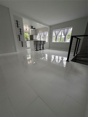 1423 ASHER LANE A, Orlando, FL 32803