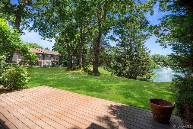 97 Northgate Circle, Melville, NY 11747