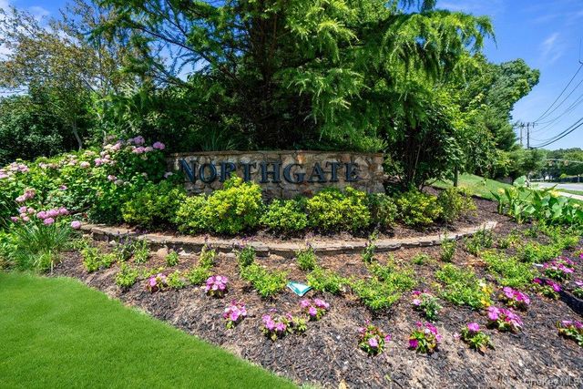 97 Northgate Circle, Melville, NY 11747