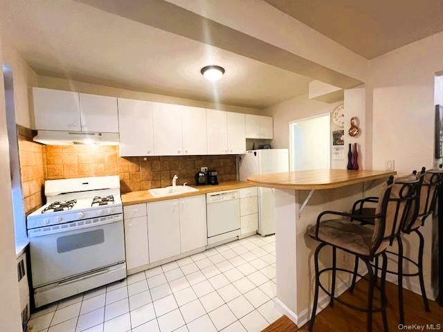 39-50 52nd Street 1B, Woodside, NY 11377