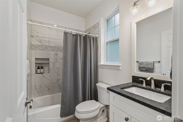 28 Deer Hollow Road, Port Ludlow, WA 98365