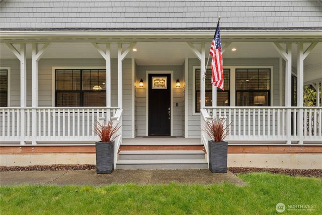 28 Deer Hollow Road, Port Ludlow, WA 98365