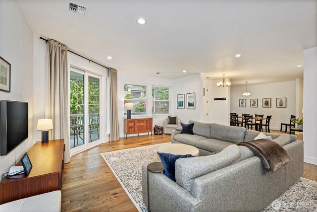 28 Deer Hollow Road, Port Ludlow, WA 98365
