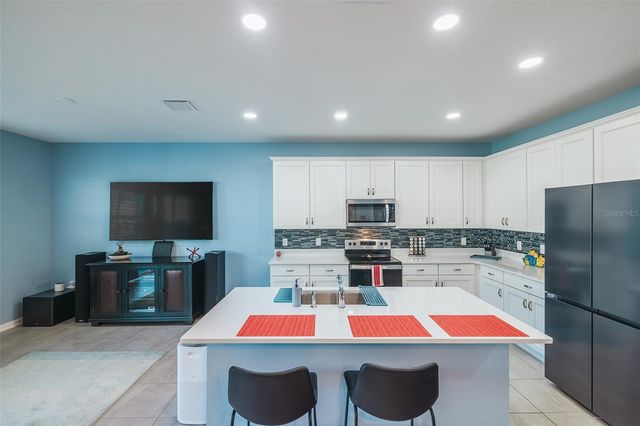 10826 QUICKWATER, Riverview, FL 33569