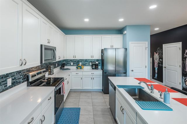 10826 QUICKWATER, Riverview, FL 33569