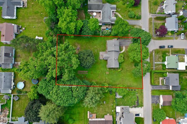 10 Eastland Avenue, Gloversville, NY 12078