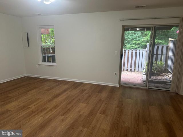 7881 WINTERCRESS LN, Springfield, VA 22152