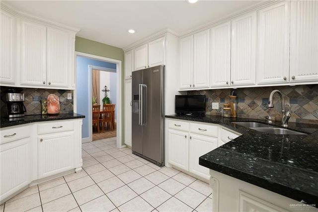421 Savannah Drive, Pharr, TX 78577